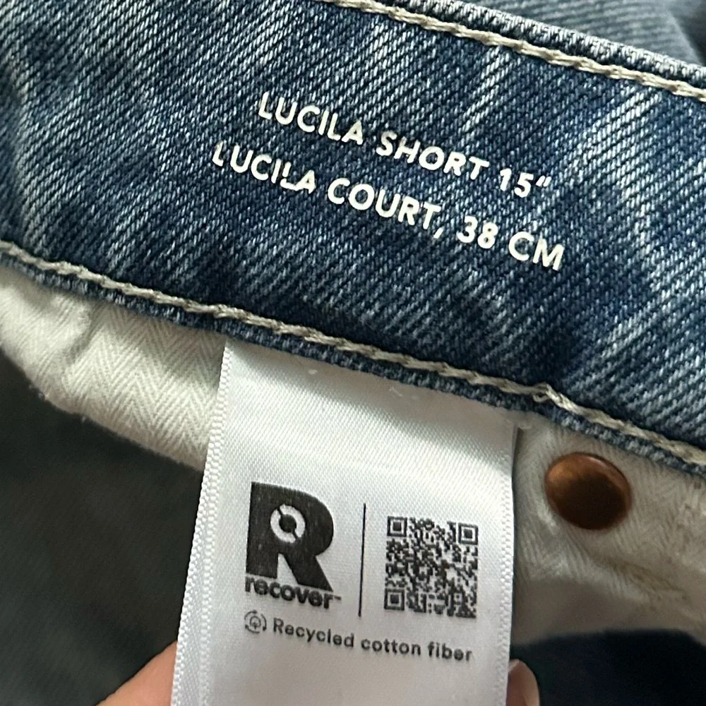 DL1961 Lucila Ultra High Rise 15” Denim Bermuda Shorts Clear Sky Size 32 Revolve
